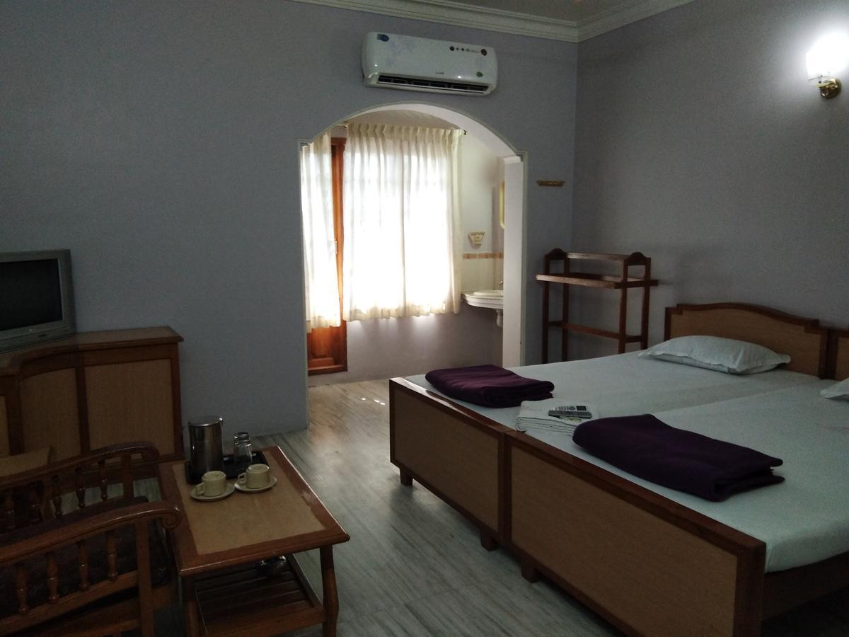 Hotel Sivamurugan Kanyakumari Exterior photo